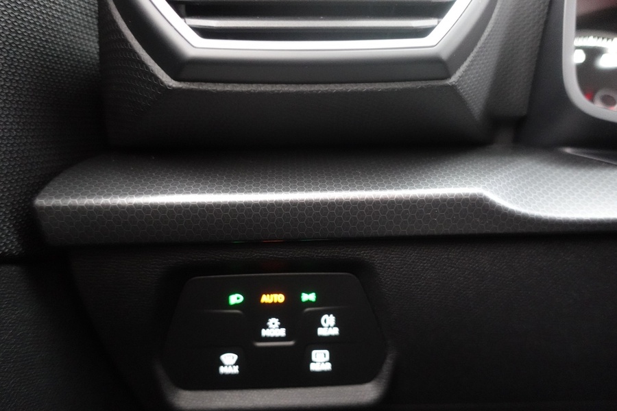 SEAT Leon vaihtoauto