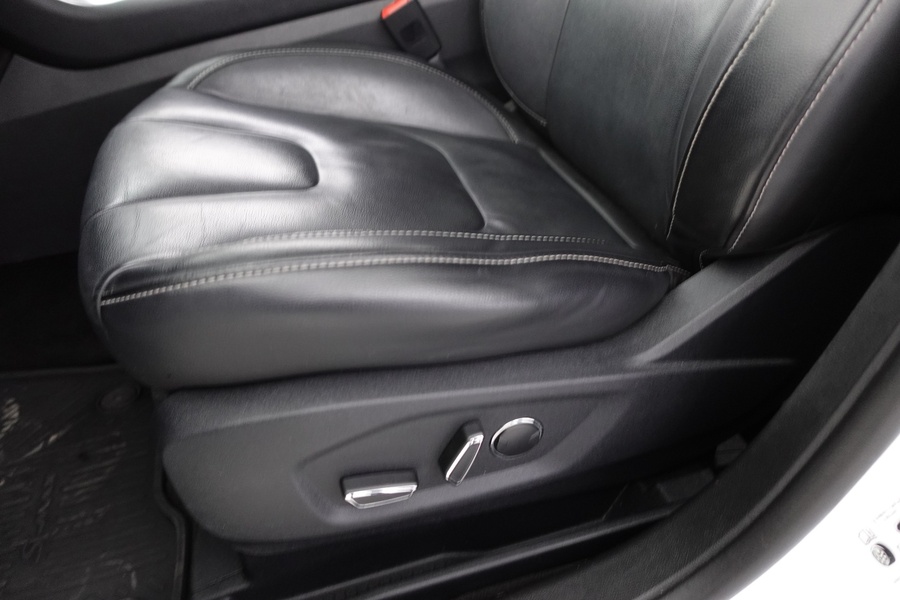 Ford S-MAX vaihtoauto