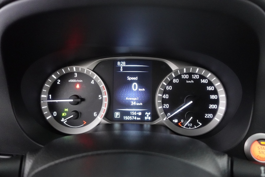 Nissan Navara vaihtoauto