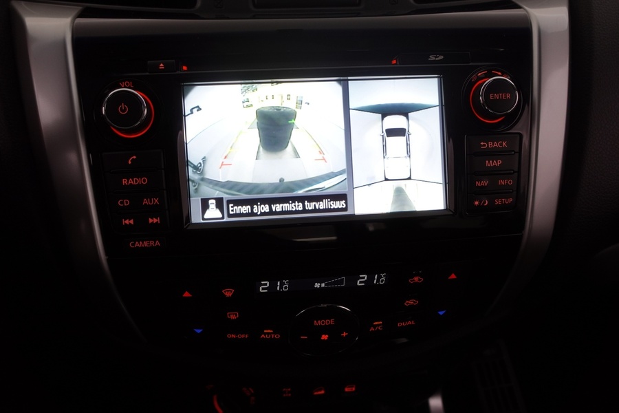 Nissan Navara vaihtoauto