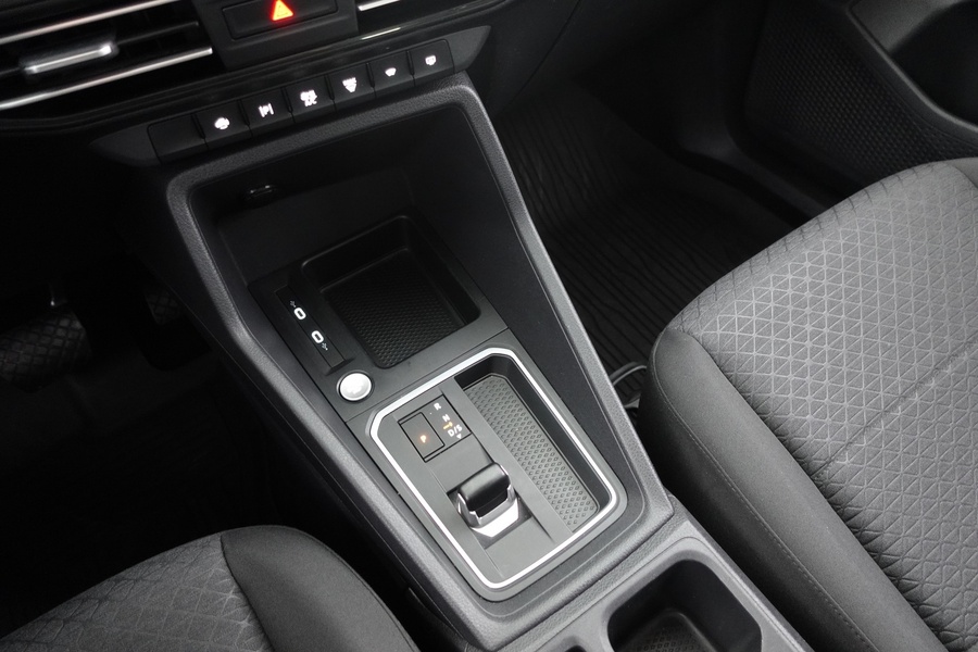 Ford Grand Tourneo Connect vaihtoauto