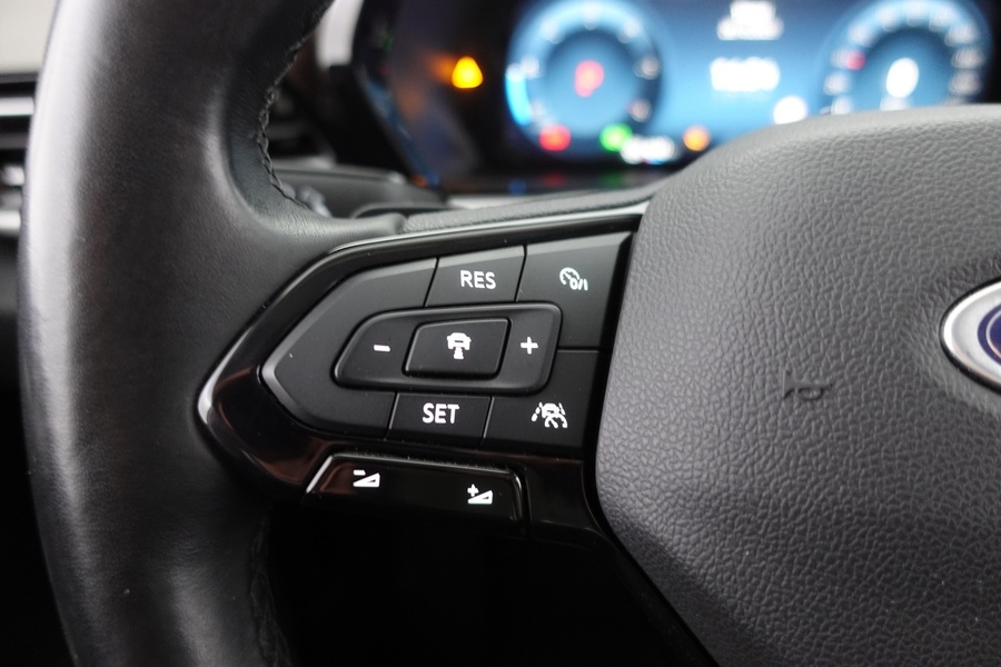 Ford Grand Tourneo Connect vaihtoauto