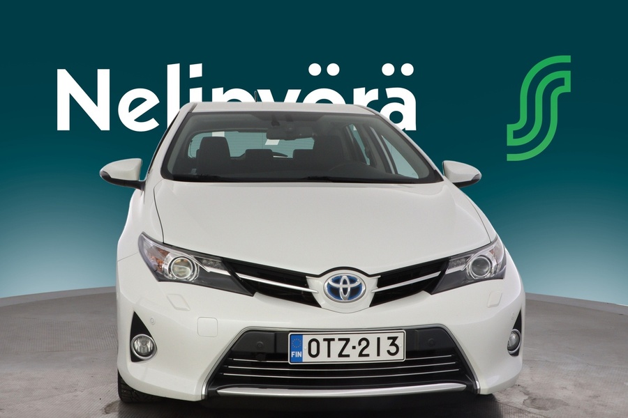 Toyota Auris vaihtoauto