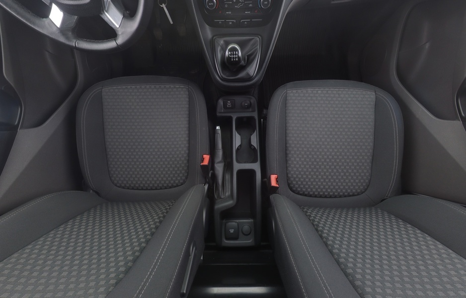 Ford Transit Connect vaihtoauto