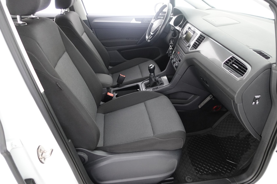 Volkswagen Golf Sportsvan vaihtoauto