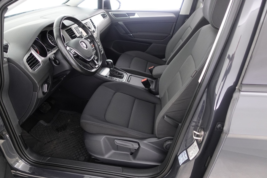 Volkswagen Golf Sportsvan vaihtoauto