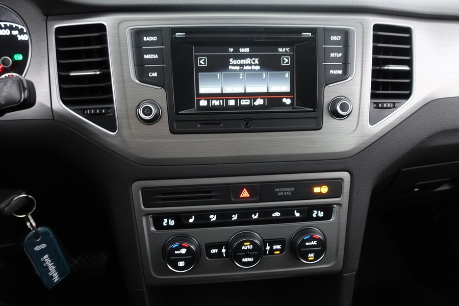 Volkswagen Golf Sportsvan vaihtoauto