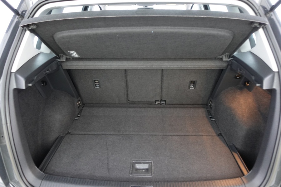 Volkswagen Golf Sportsvan vaihtoauto