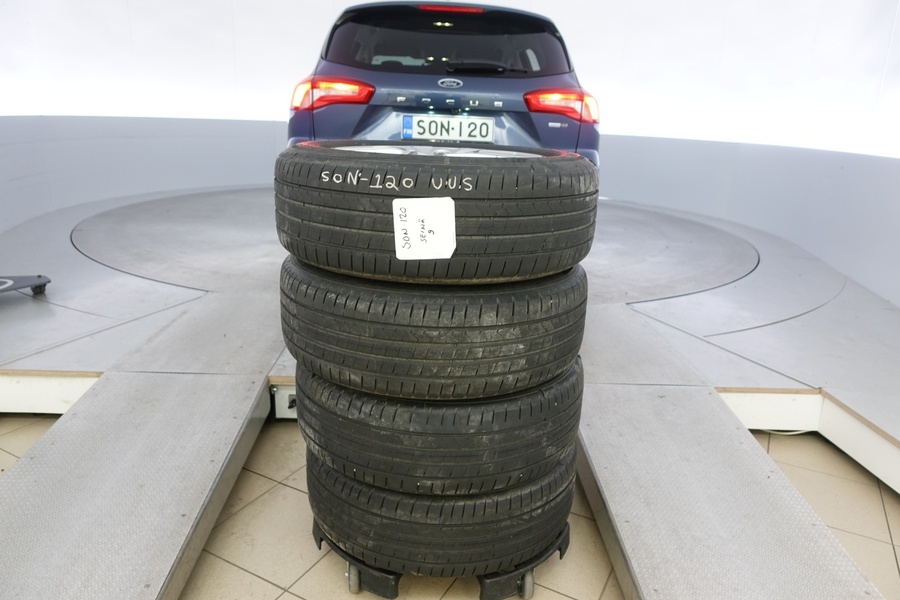 Ford Focus vaihtoauto