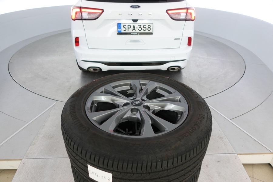 Ford Kuga vaihtoauto