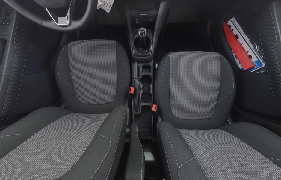 Ford Transit Courier vaihtoauto