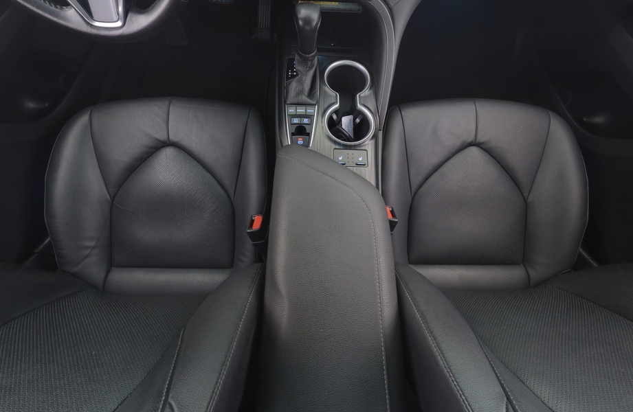 Toyota Camry vaihtoauto