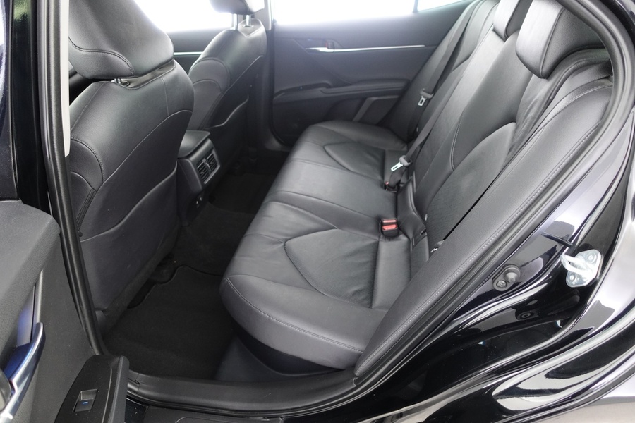 Toyota Camry vaihtoauto