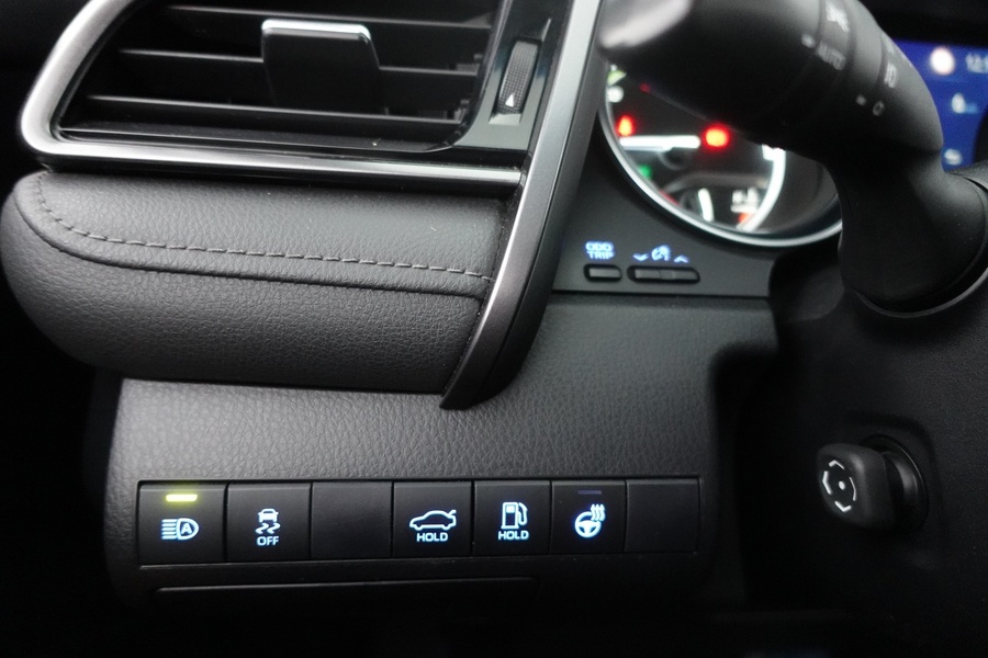 Toyota Camry vaihtoauto