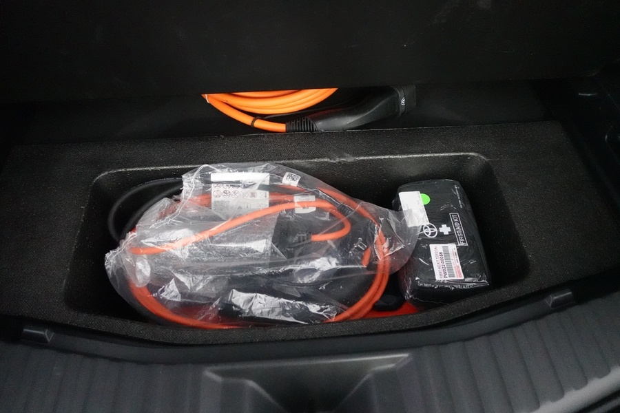 Toyota bZ4X vaihtoauto