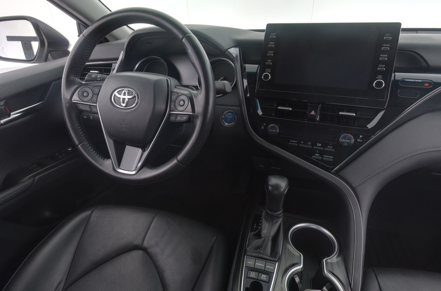 Toyota Camry vaihtoauto