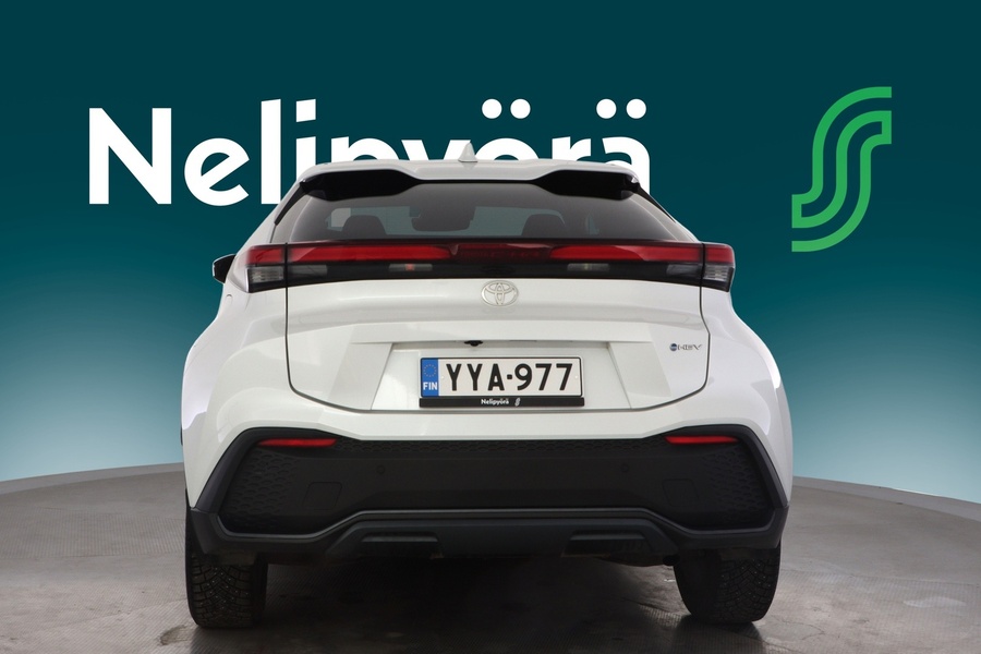 Toyota C-HR vaihtoauto