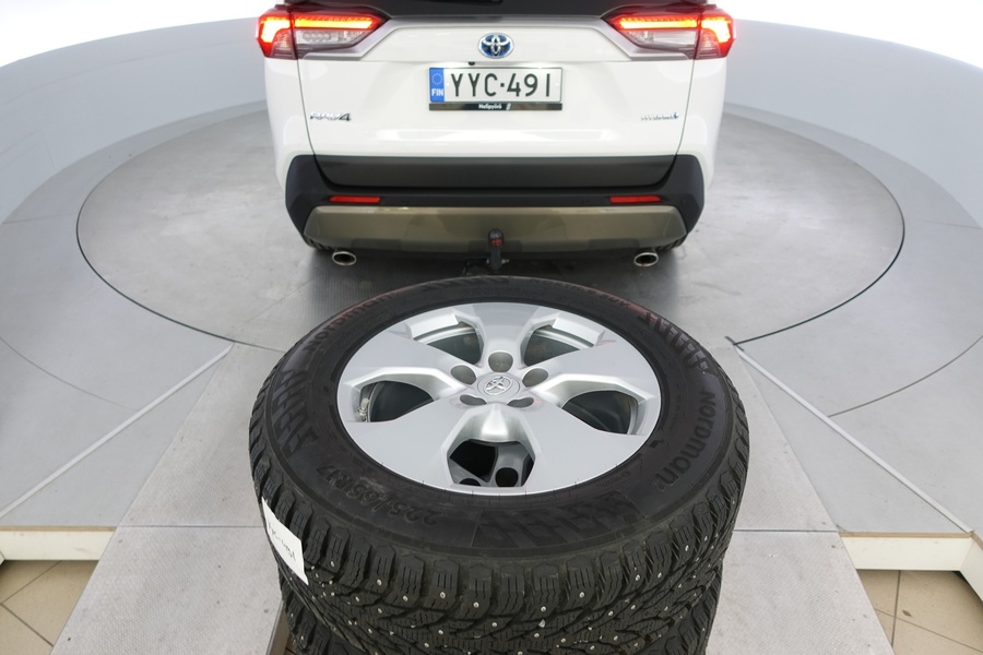 Toyota RAV4 vaihtoauto