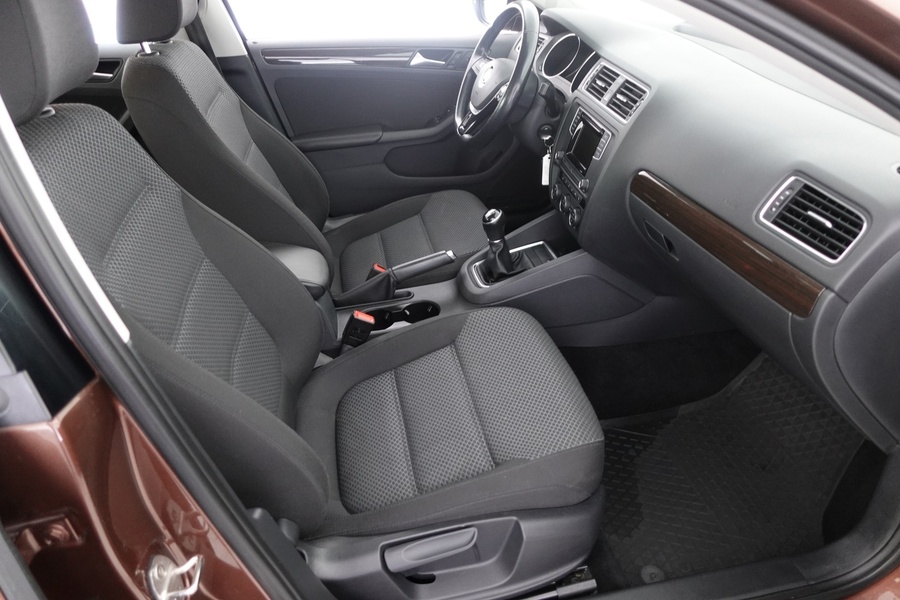 Volkswagen Jetta vaihtoauto