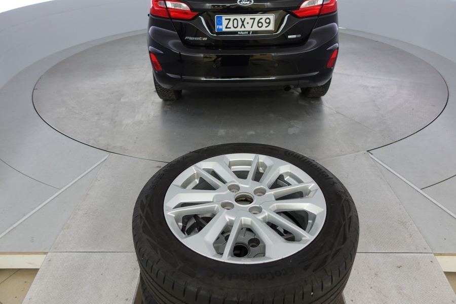 Ford Fiesta vaihtoauto