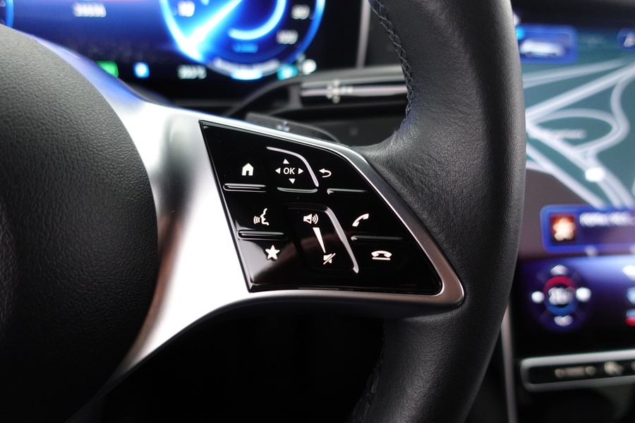 Mercedes-Benz EQE vaihtoauto