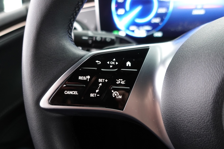 Mercedes-Benz EQE vaihtoauto