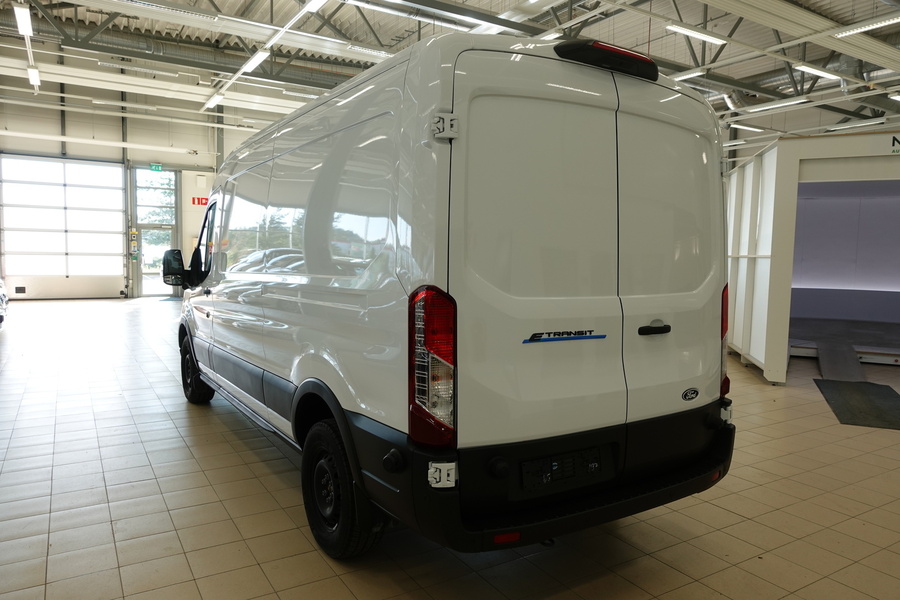 Ford Transit vaihtoauto