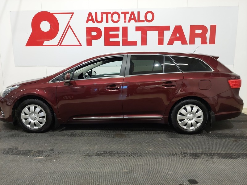 Toyota Avensis vaihtoauto