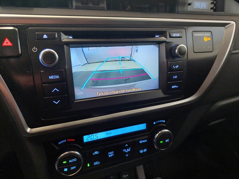 Toyota Auris vaihtoauto