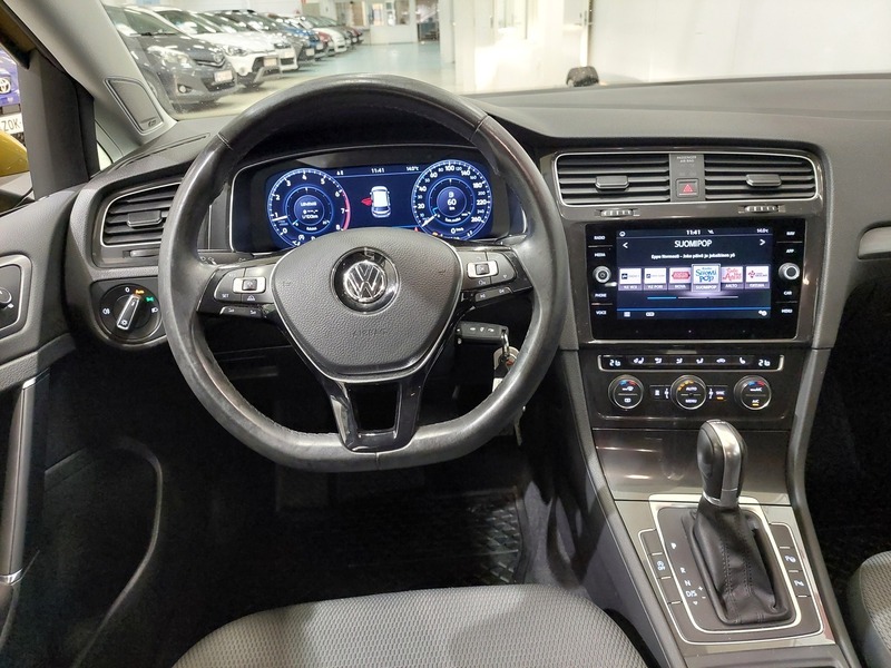 Volkswagen Golf vaihtoauto