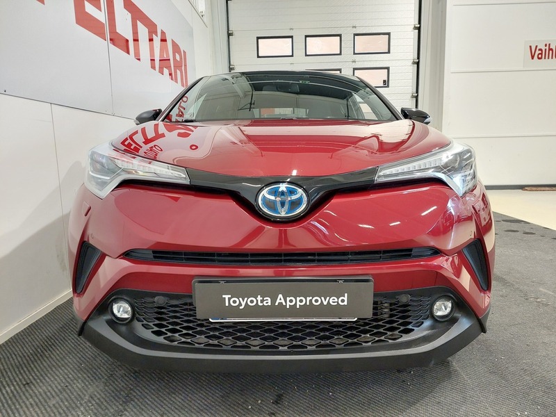 Toyota C-HR vaihtoauto