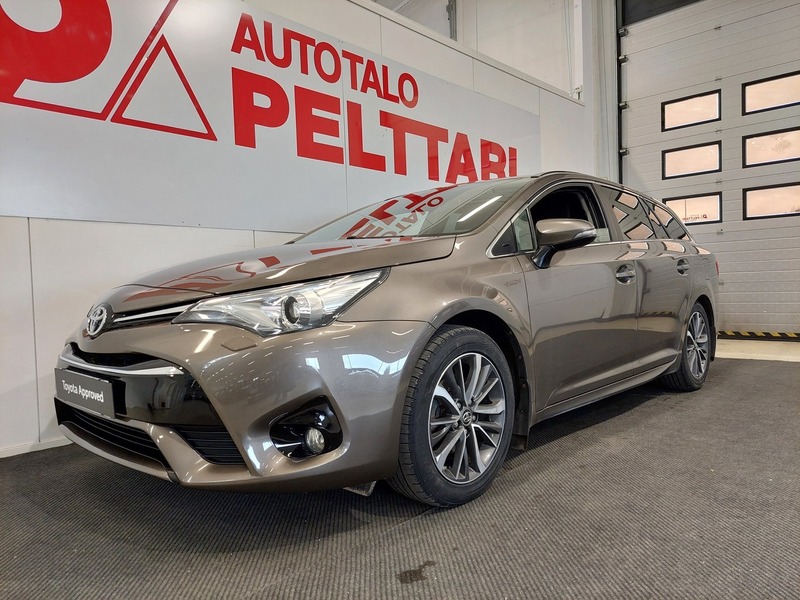 Toyota Avensis vaihtoauto