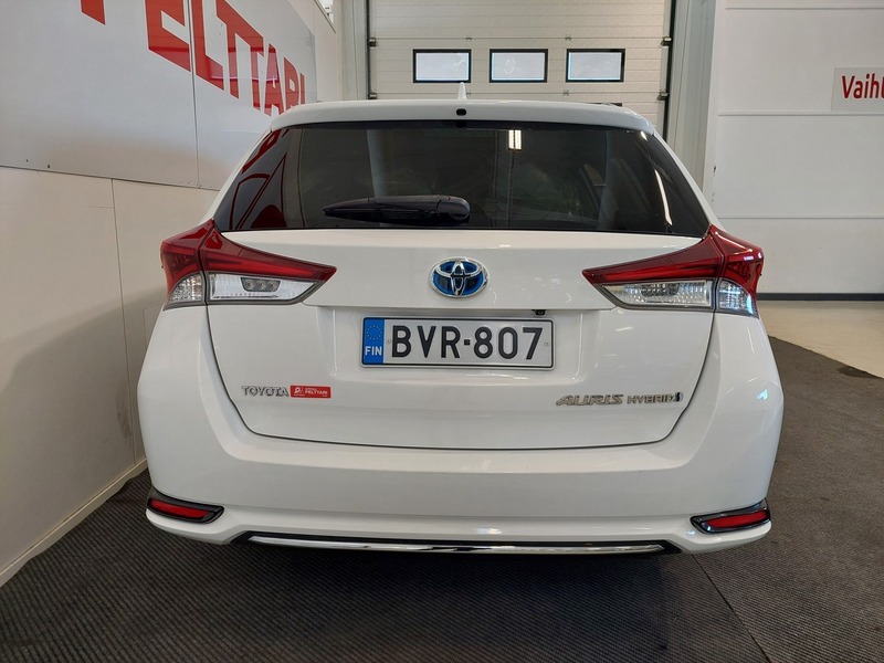 Toyota Auris vaihtoauto