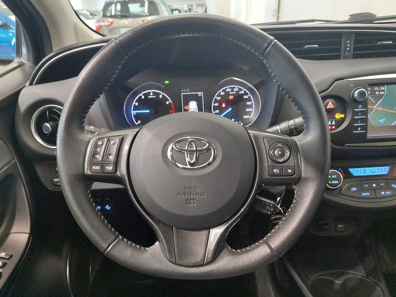 Toyota Yaris vaihtoauto
