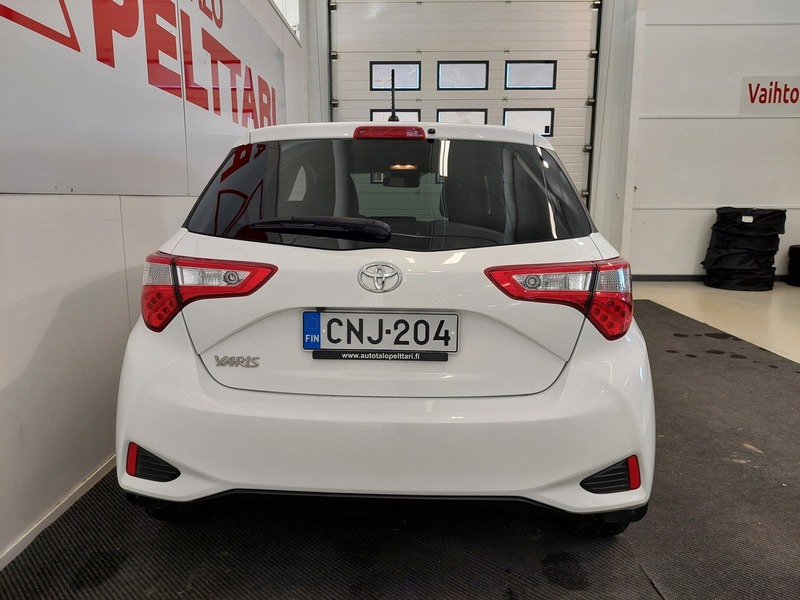 Toyota Yaris vaihtoauto