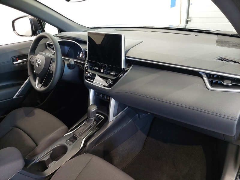 Toyota Corolla Cross vaihtoauto