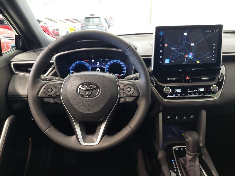 Toyota Corolla Cross vaihtoauto