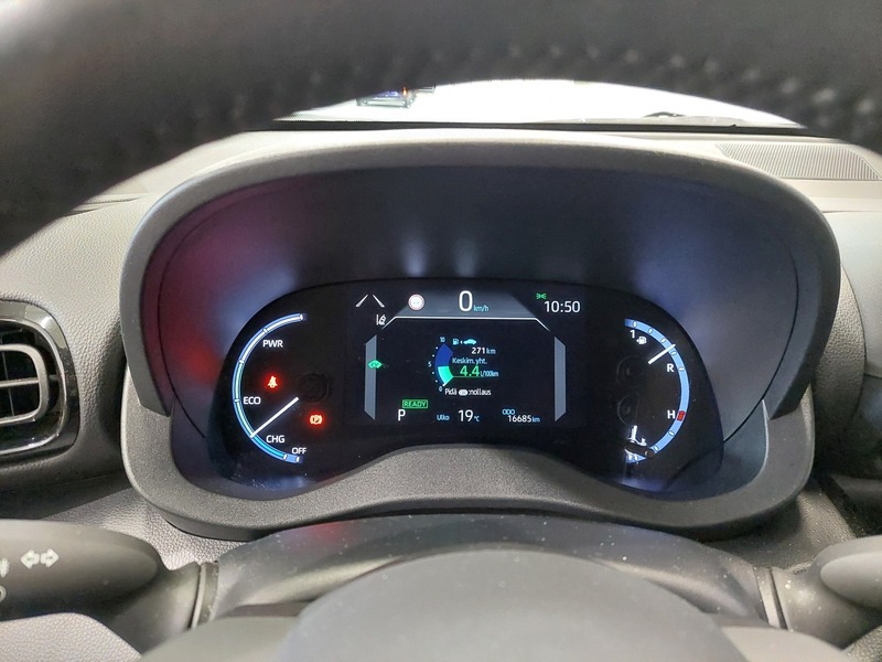 Toyota Yaris Cross vaihtoauto