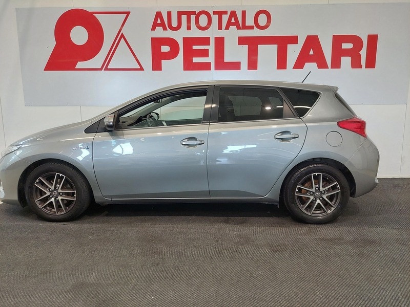 Toyota Auris vaihtoauto