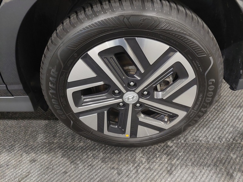 Hyundai Kona vaihtoauto