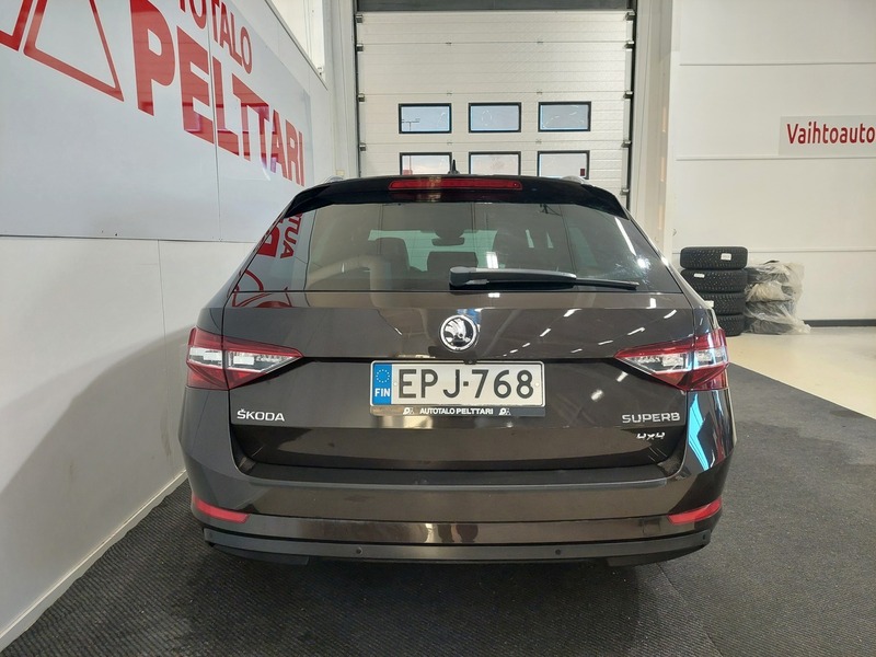 Skoda Superb vaihtoauto