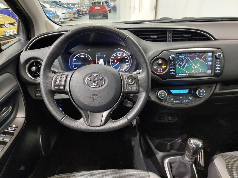 Toyota Yaris vaihtoauto