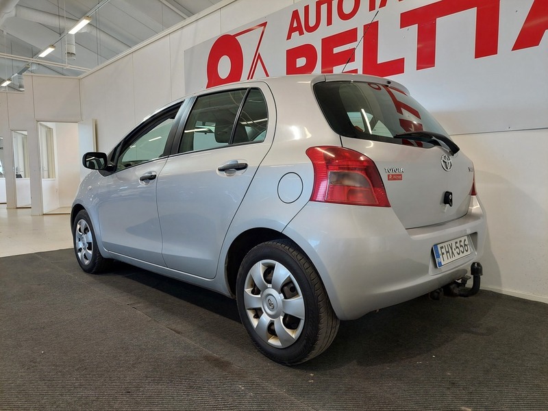 Toyota Yaris vaihtoauto
