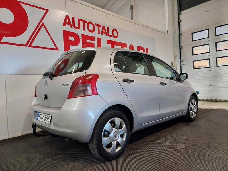 Toyota Yaris vaihtoauto