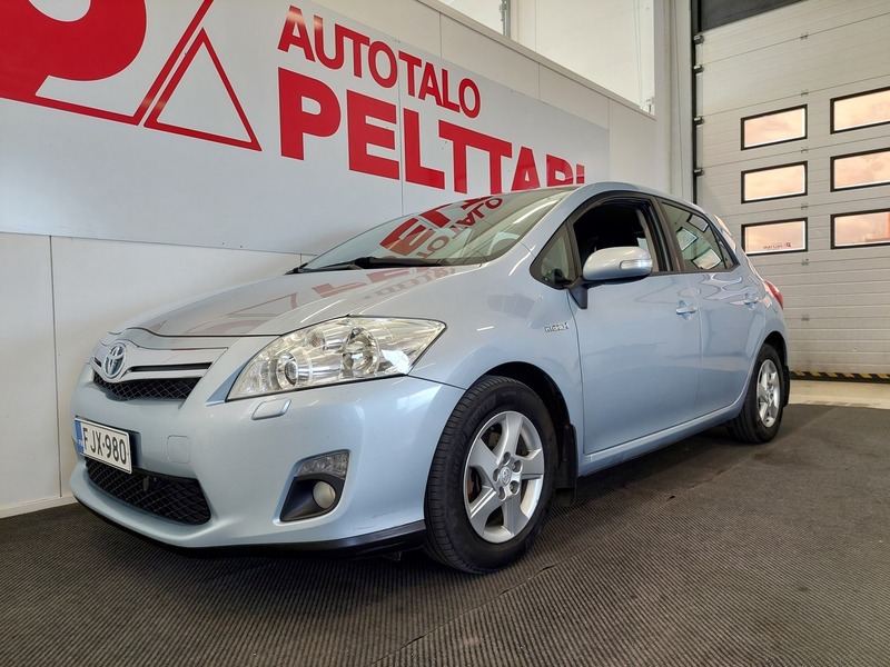 Toyota Auris vaihtoauto