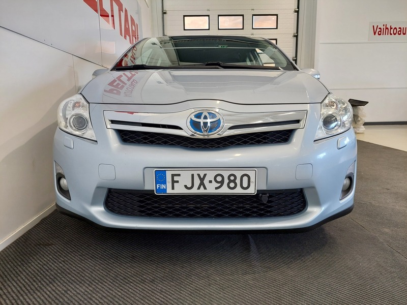 Toyota Auris vaihtoauto