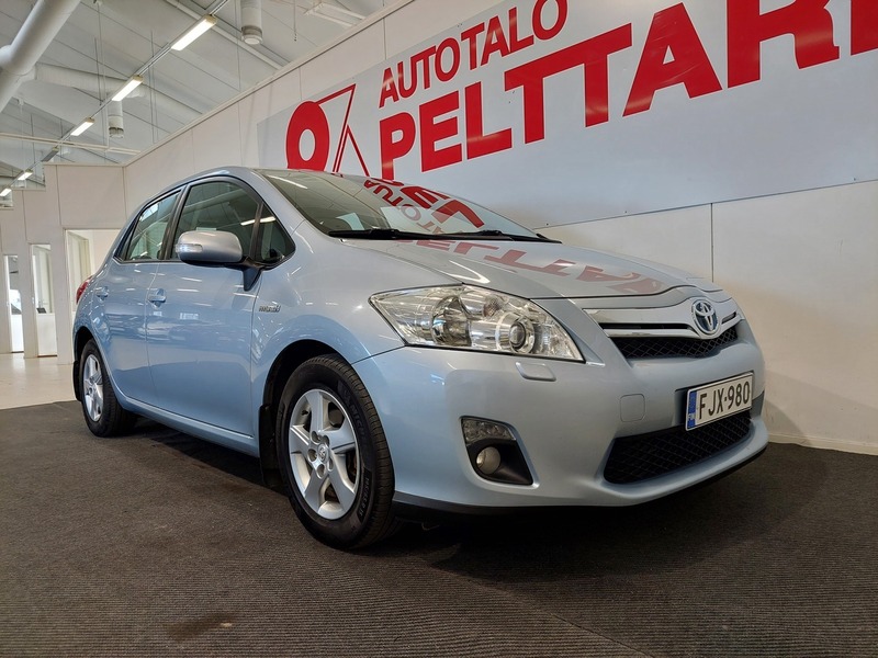 Toyota Auris vaihtoauto