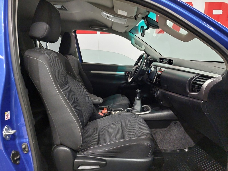 Toyota Hilux vaihtoauto