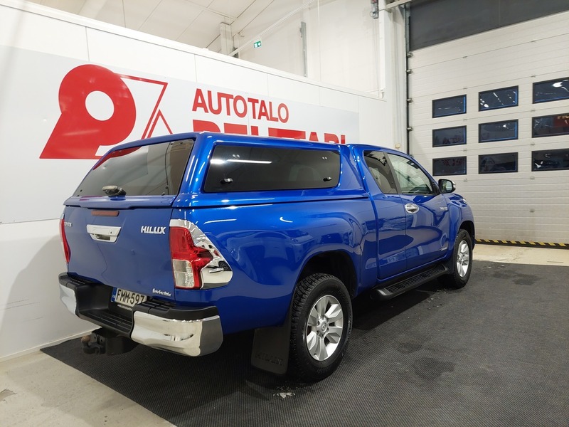 Toyota Hilux vaihtoauto