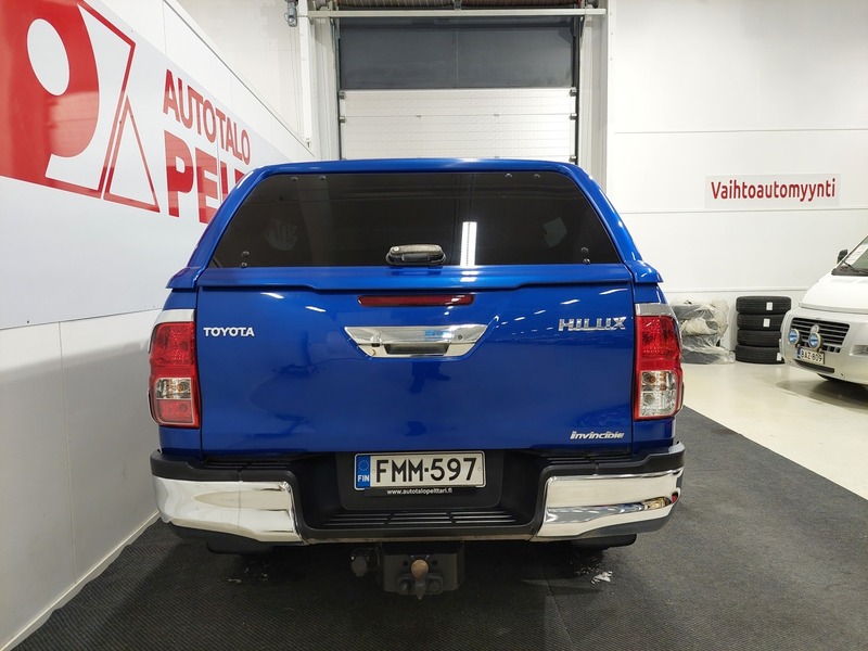 Toyota Hilux vaihtoauto